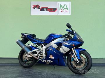 YAMAHA R1  con garanzia  in promozione