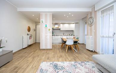 3 LOCALI RISTRUTTURATO IN CLASSE A IN VIA KENNEDY