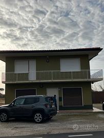 Casa singola con giardino