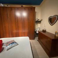 Camera matrimoniale in legno massello - buone cond