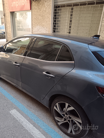 Renault Megane RS line