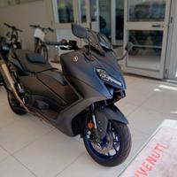 YAMAHA T-MAX 560