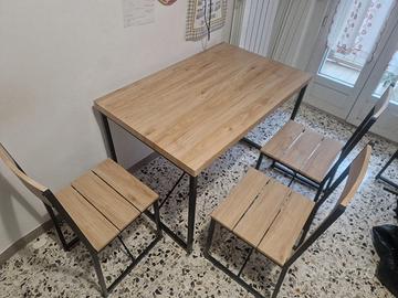 Tavolo + 3 sedie