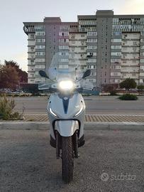 Piaggio Beverly 310 S