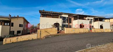 Siena - Terratetto (4 piani) con 2 garage