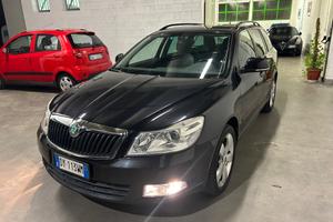 Skoda Octavia 1.6 TDI CR F.AP. Wagon Elegance