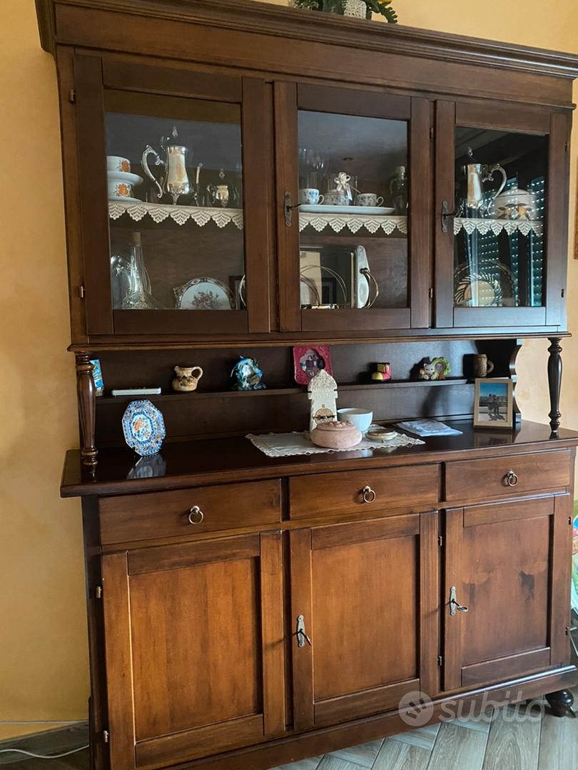 Credenza con vetrina arte povera Arredamento e Casalinghi In vendita