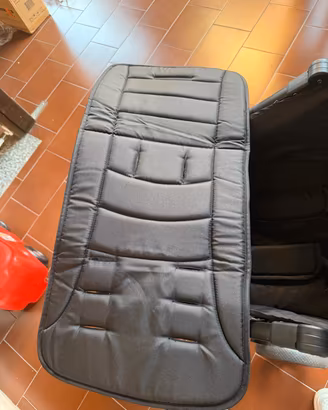 PASSEGGINI MILA NUOVO MAI USATO