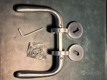 MANIGLIE per porte NUOVE