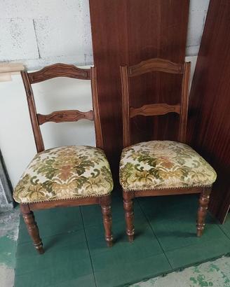 Coppia Sedie classiche in legno imbottite