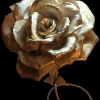 rosa gigante oro con stelo removibile 