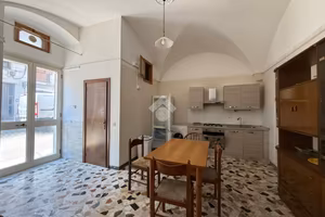 2 LOCALI A SANTERAMO IN COLLE