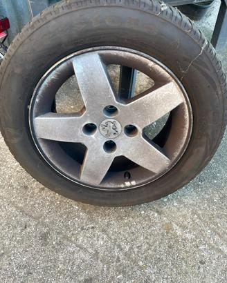 Ceechi in lega comprese di gomme invernali