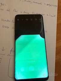 Samsung Galaxy S9 rotto – si accende – per ricambi