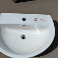 Lavabo 60 cm con piede