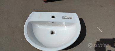 Lavabo 60 cm con piede