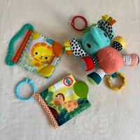 Set giochi sensoriali con massaggiagengive