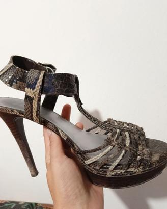 Sandali Guess pitonati