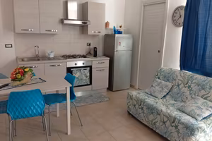 monolocale in centro a 50 MT dalla spiaggia 