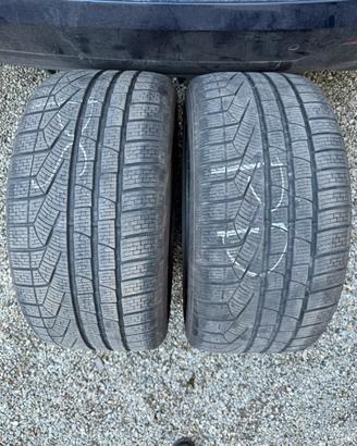 Pirelli SOTTOZERO Winter 240 Serie2 255/35 R19 96V