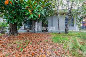 CAPANNONE INDUSTRIALE LIBERO SUBITO!