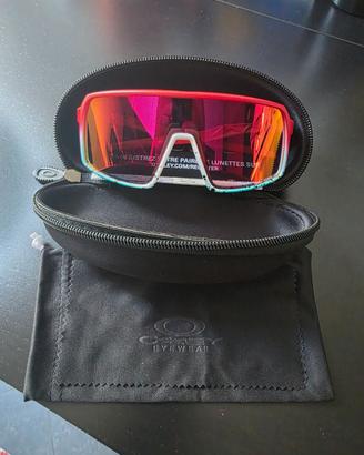 Oakley sutro