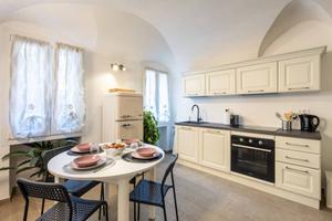 Appartamento di 113 m² con 4 locali a Isolabona