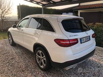 MERCEDES 220  GLC 4 MATIC - sport