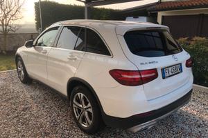 MERCEDES 220  GLC 4 MATIC - sport