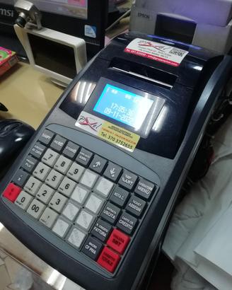stampante scontrini fiscali e computer  