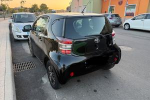 Toyota IQ