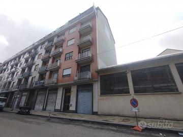 Immobile di 50 m² a Torino