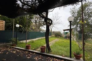 Cielo-Terra con giardino in zona centrale