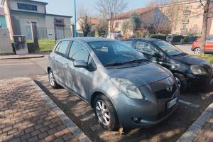 Toyota Yaris 1.4D 4D 5 porte M MT NAVI