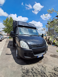 Autonegozio paninoteca ambulante food truck