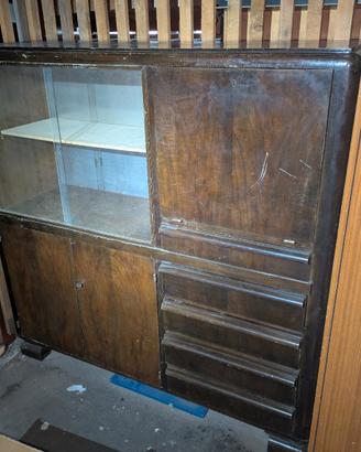 Mobile antico in legno massello