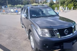 Nissan Navara 190 cv anno 2011