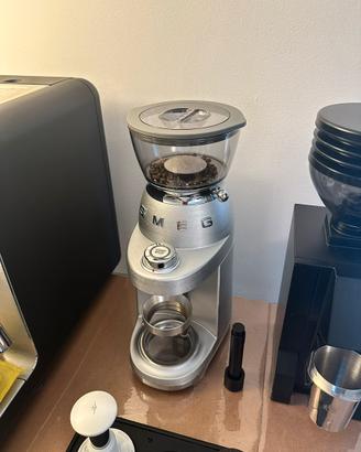 Macinacaffè Smeg CGF01 (Grinder Pro) – Come Nuovo
