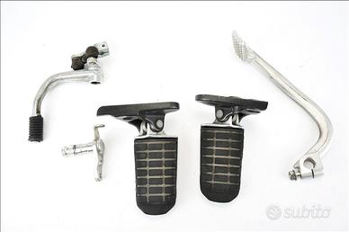 Honda GL 1800 Goldwing 12 16 pedane pilota