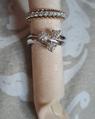 Anello trilogi oro bianco e brillanti