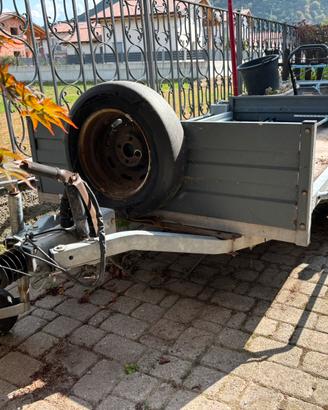 Rimorchio auto