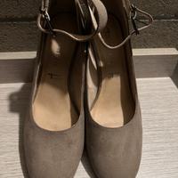 Scarpe scamosciate beige