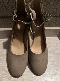 Scarpe scamosciate beige