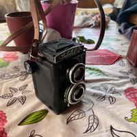 Macchina Fotografica d’Epoca Lubitel 2
