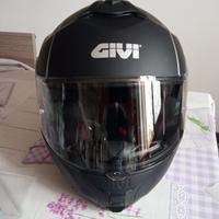 Casco modulare e guanti moto