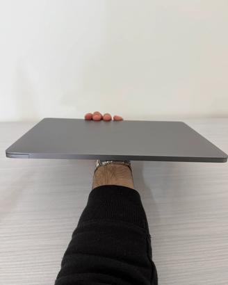 MacBook Pro m1 8GB ram 256gb ssd