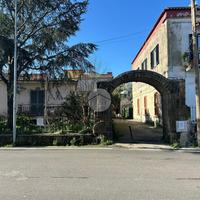 3 LOCALI A MONTE DI PROCIDA