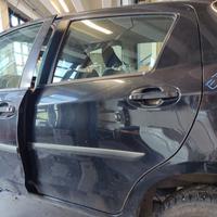 Porta posteriore sinistra TOYOTA YARIS del 2013