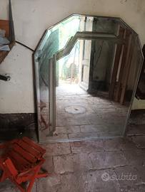 Specchio da bagno con luce