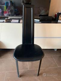 Sedia in pelle nera